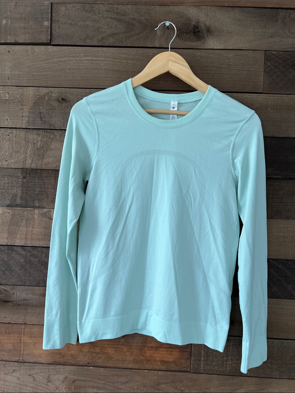 Lululemon Athletica Women's Swiftly Tech Long Sleeve in Blue Green Size 4